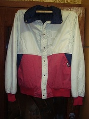 продам мужскую куртку бу