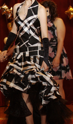 Выпускное платье! Очень красивое! Атласное (из Италии, стоило 300 евро)