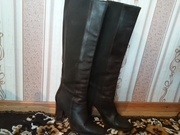 Итальянские кожаные сапоги 38 р