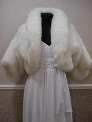 Свадебная шубка из искусственного меха с рукавом 3/4