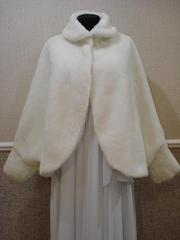 Свадебная шубка летучая мышь из искусственного меха размер 44/46/48